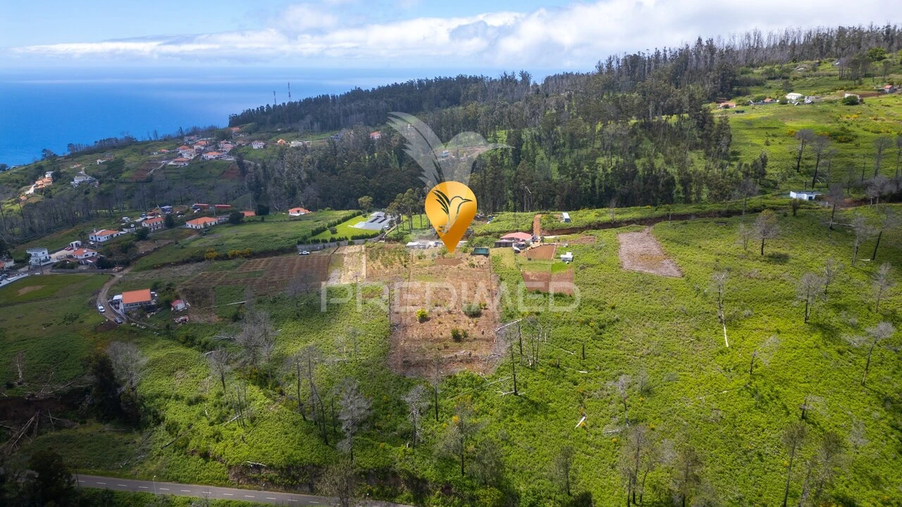 Terreno para Venda em Fajã da Ovelha Foto 8