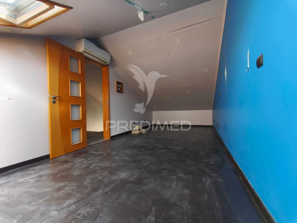 Apartamento T3 para Venda em Seixal, Arrentela e Aldeia de Paio Pires Foto 23