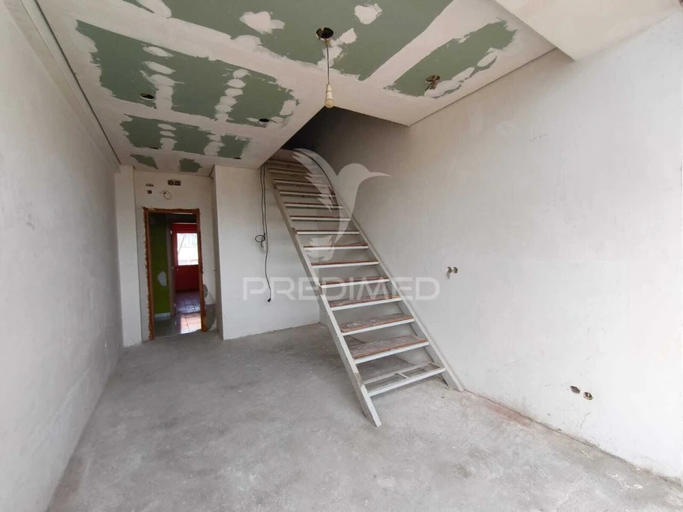 Apartamento T3 para Venda em Seixal, Arrentela e Aldeia de Paio Pires Foto 17