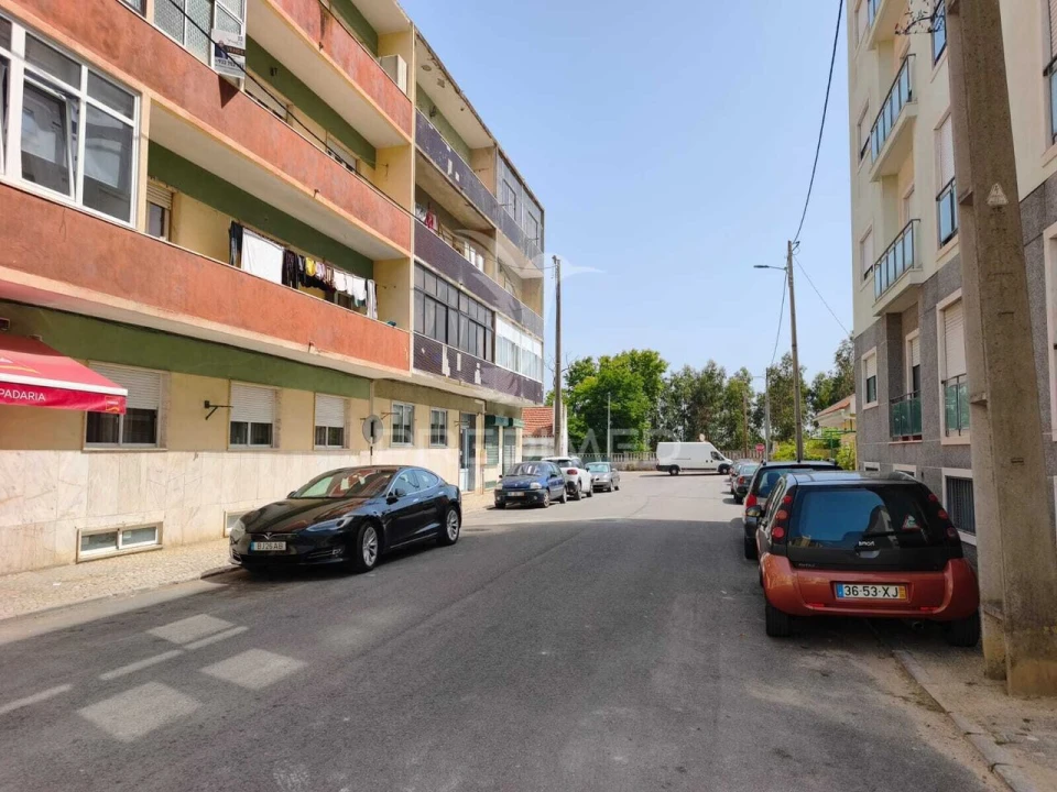 Apartamento T3 para Venda em Seixal, Arrentela e Aldeia de Paio Pires Foto 30