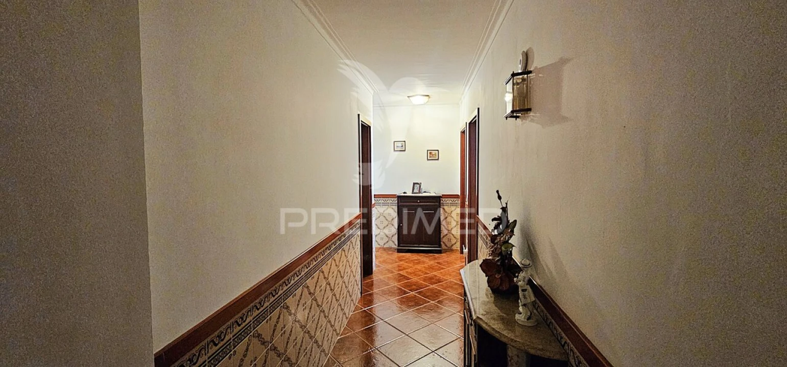 Apartamento T3 para Venda em Sé e São Lourenço Foto 19