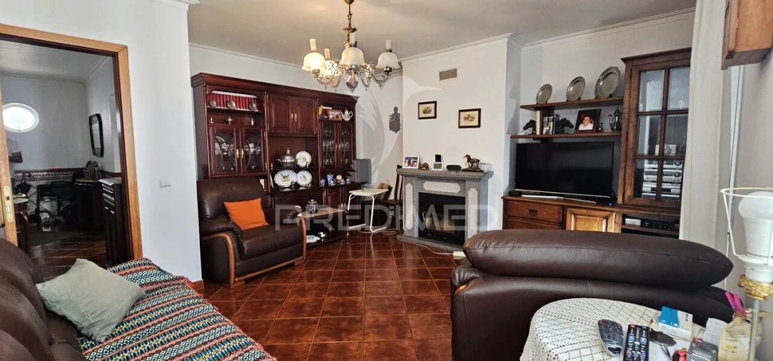 Apartamento T3 para Venda em Sé e São Lourenço Foto 12