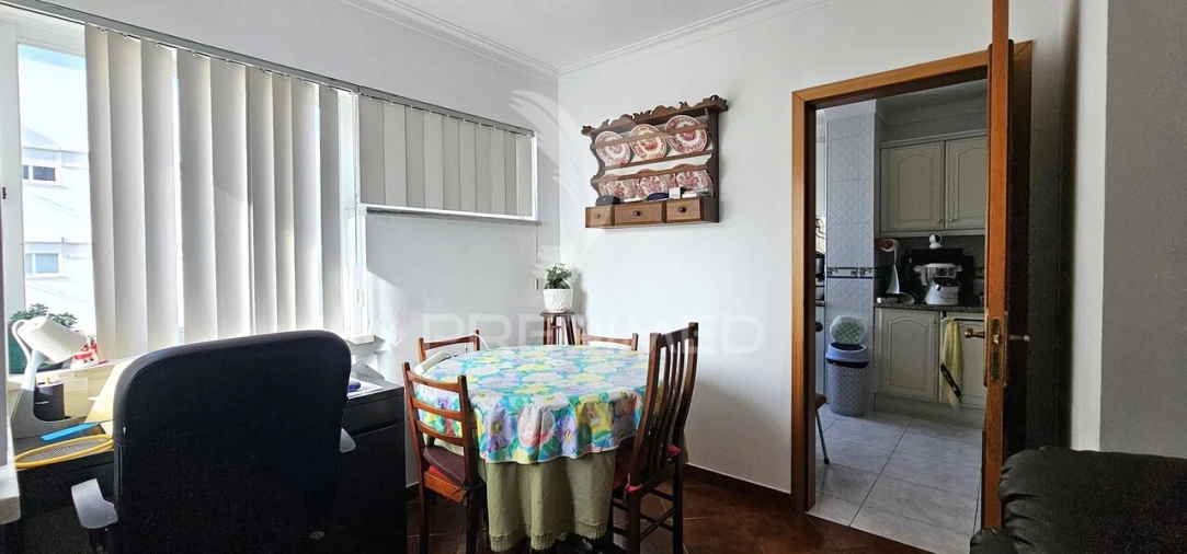 Apartamento T3 para Venda em Sé e São Lourenço Foto 11
