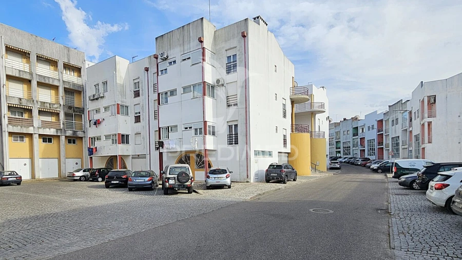 Apartamento T3 para Venda em Sé e São Lourenço