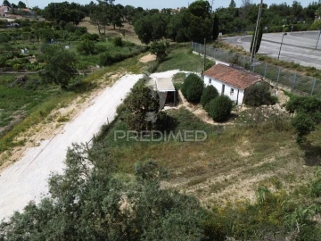 Moradia T2 para Venda em Marvila, Ribeira Santarém, São Salvador, São Nicolau