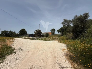 Moradia T2 para Venda em Marvila, Ribeira Santarém, São Salvador, São Nicolau