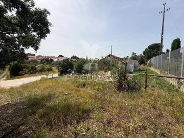 Moradia T2 para Venda em Marvila, Ribeira Santarém, São Salvador, São Nicolau