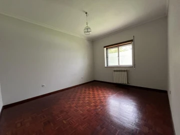 Apartamento T4 para Venda em Guarda