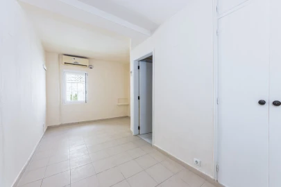 Moradia T4 para Venda em Albufeira e Olhos de Água
