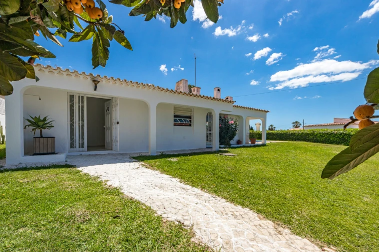 Moradia T4 para Venda em Albufeira e Olhos de Água Foto 3