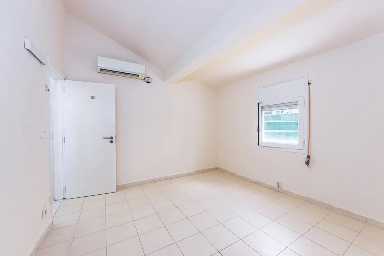 Moradia T4 para Venda em Albufeira e Olhos de Água Foto 27