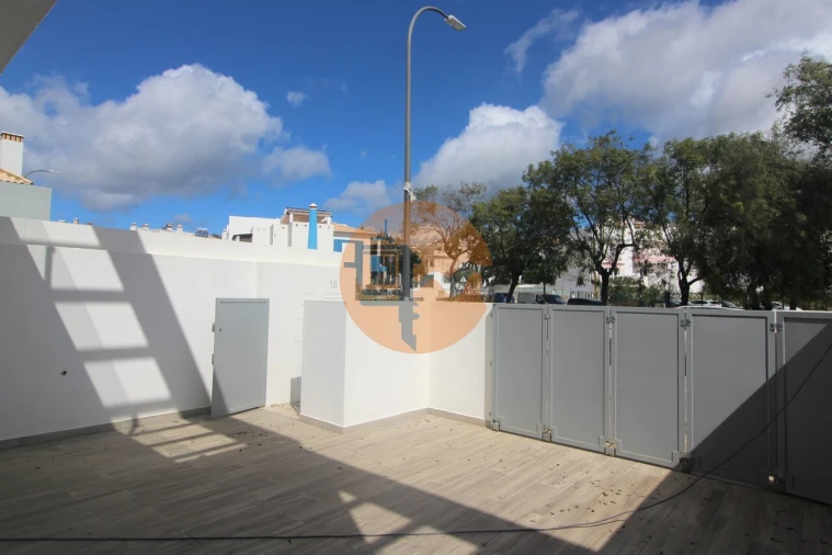 Moradia T3 para Venda em Tavira (Santa Maria e Santiago) Foto 5