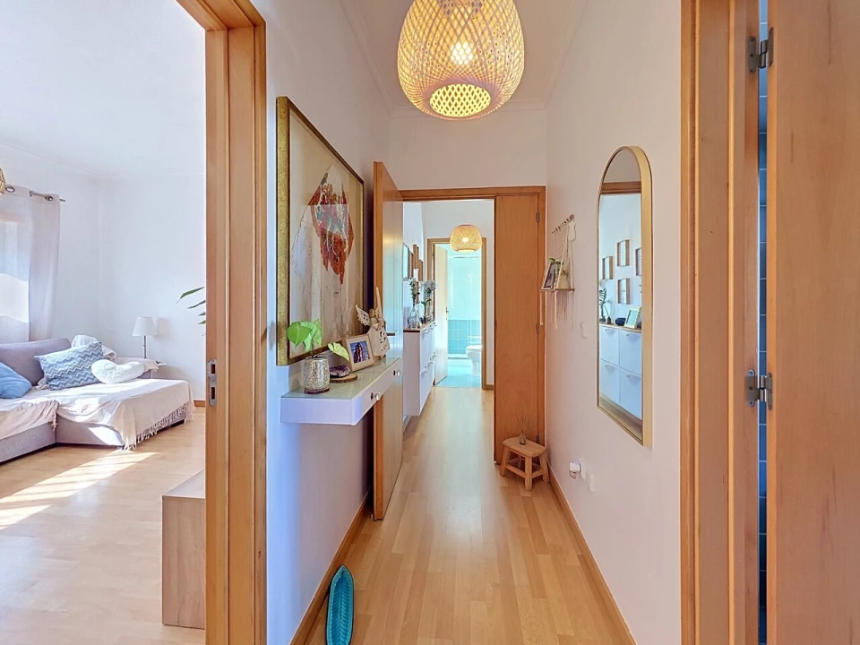 Apartamento T2 para Venda em Portimão Foto 5