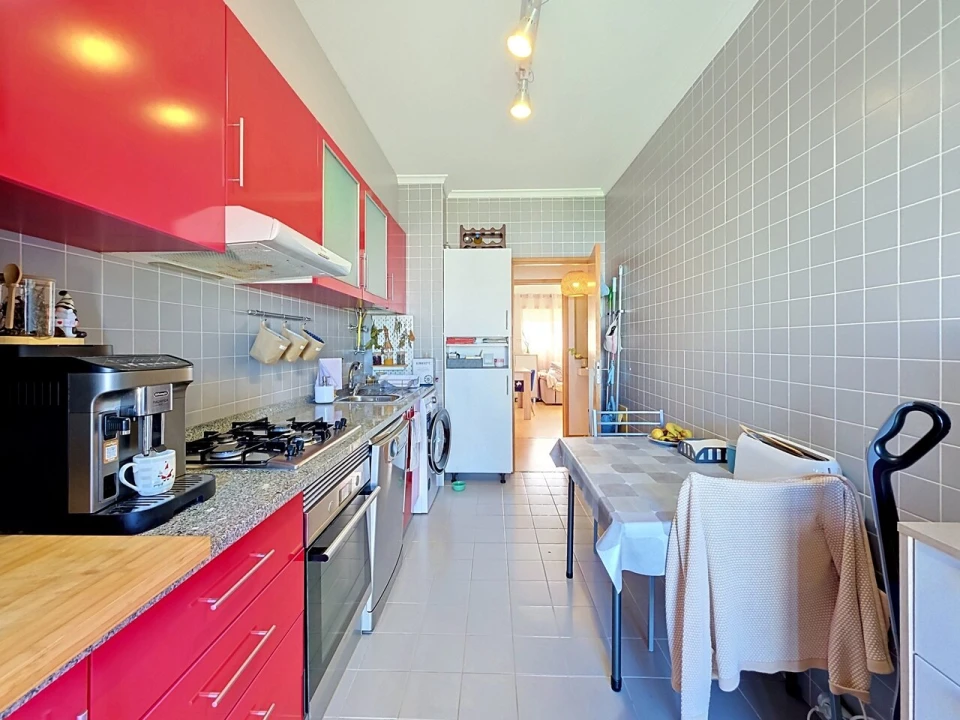Apartamento T2 para Venda em Portimão Foto 7