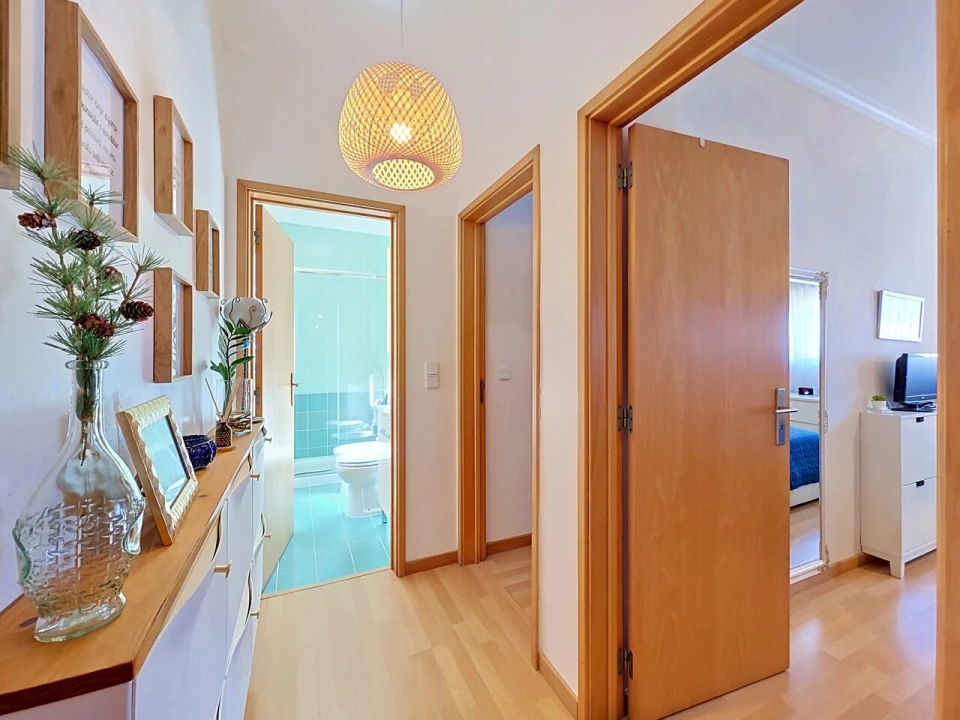 Apartamento T2 para Venda em Portimão Foto 8