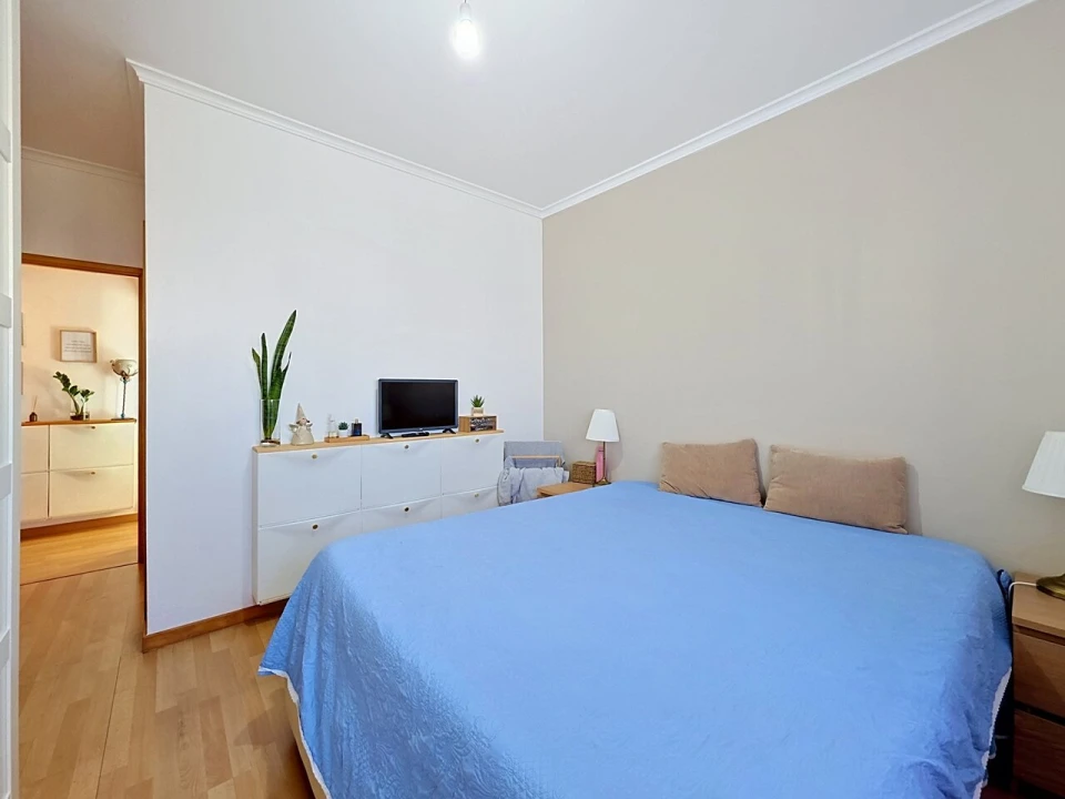 Apartamento T2 para Venda em Portimão Foto 14