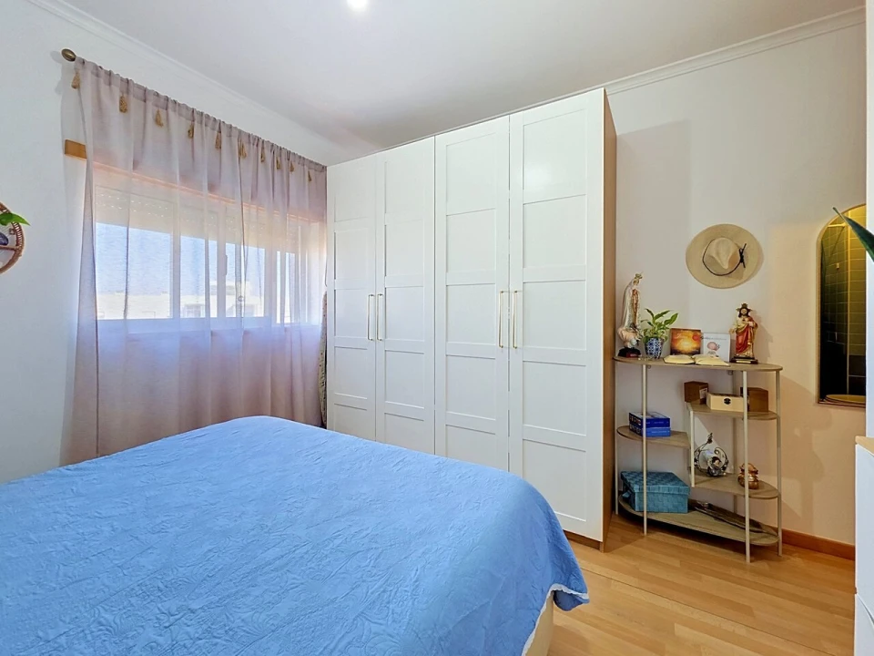 Apartamento T2 para Venda em Portimão Foto 15