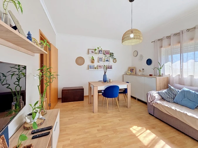 Apartamento T2 para Venda em Portimão Foto 2
