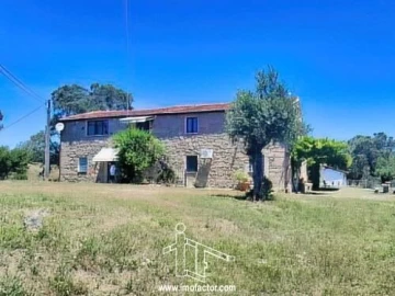 Quinta T8 para Venda em Castelo Branco