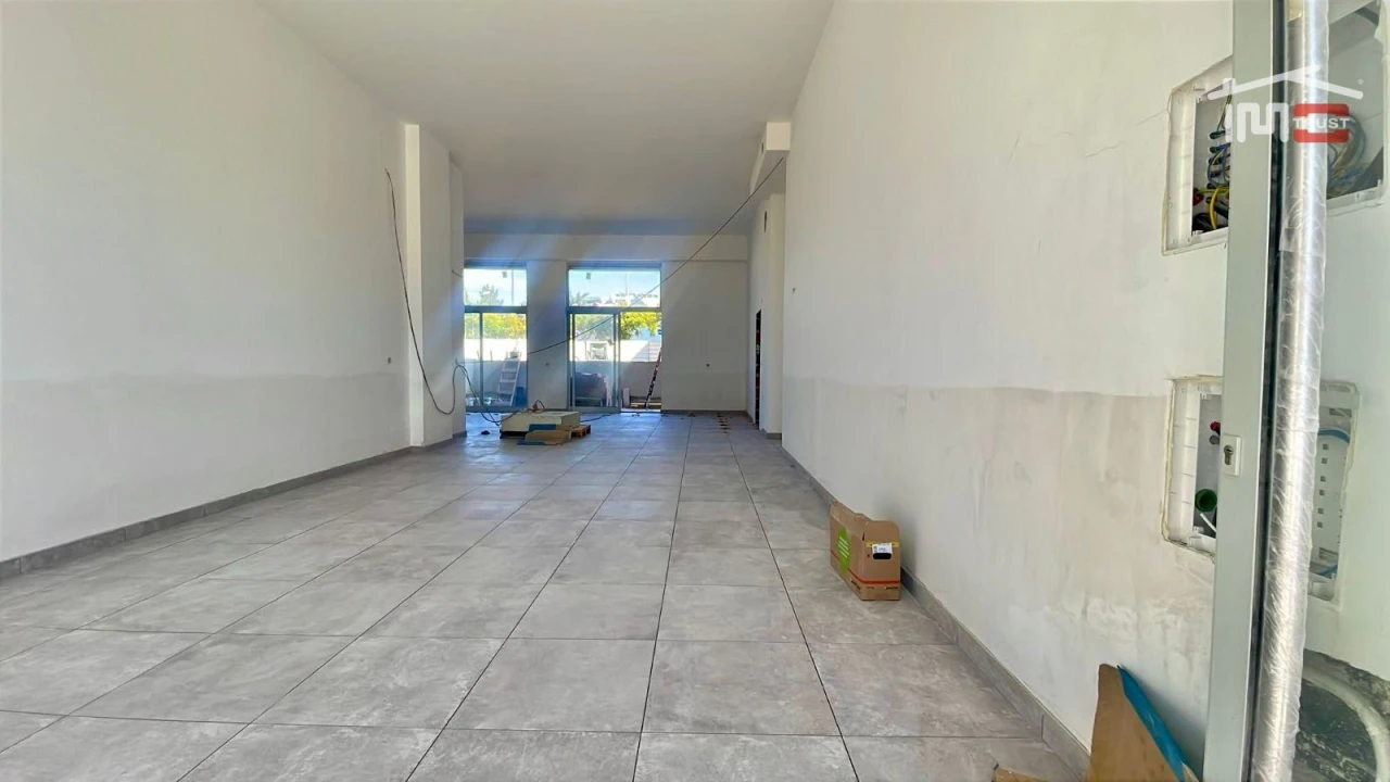 Loja para Arrendamento em Montijo e Afonsoeiro Foto 1