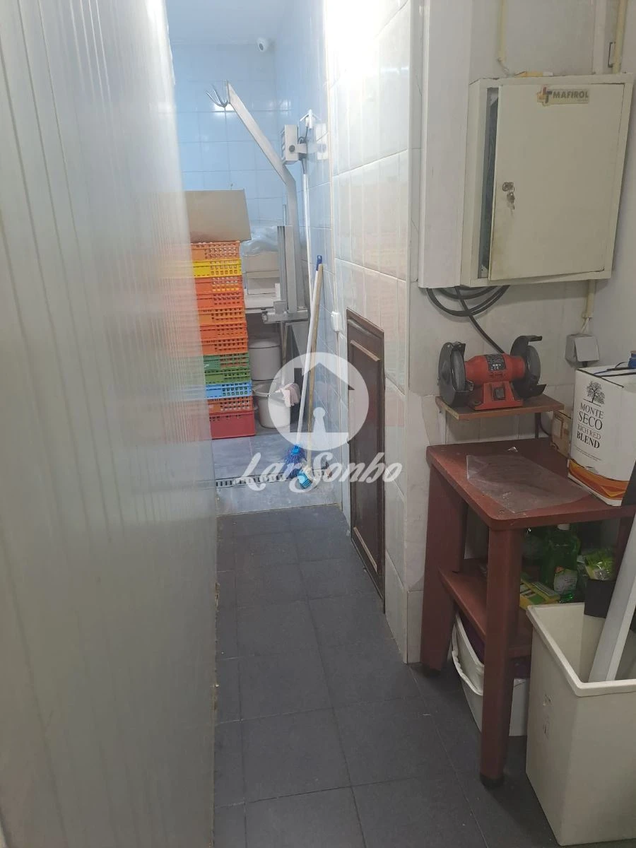 Loja para Trespasse em Fânzeres e São Pedro da Cova Foto 6