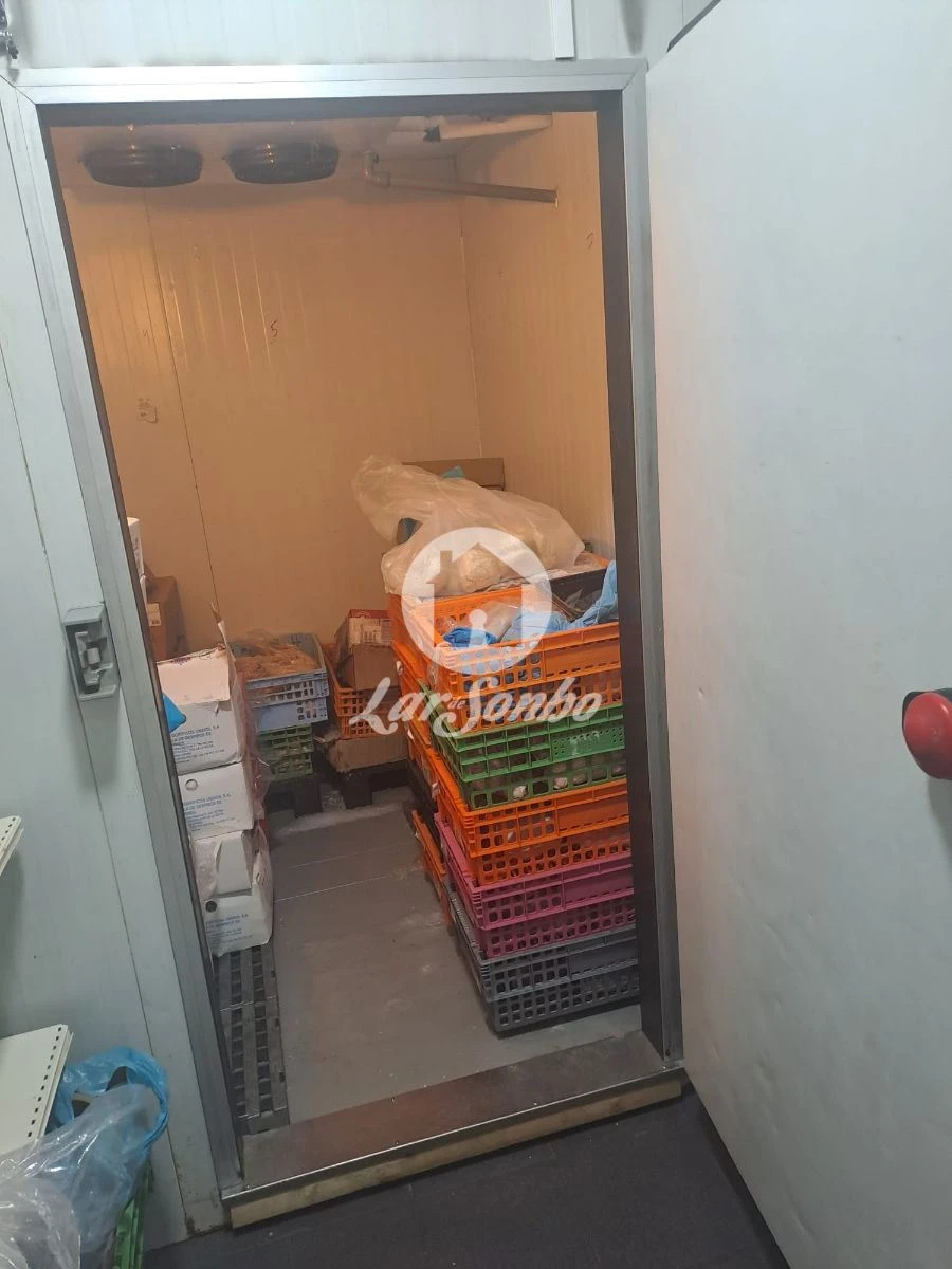 Loja para Trespasse em Fânzeres e São Pedro da Cova Foto 7