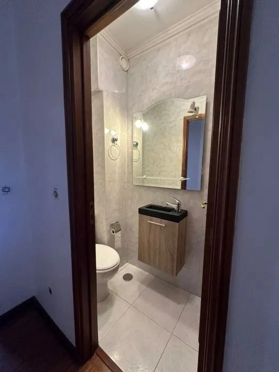 Apartamento T2 para Venda em Oliveira do Douro Foto 4