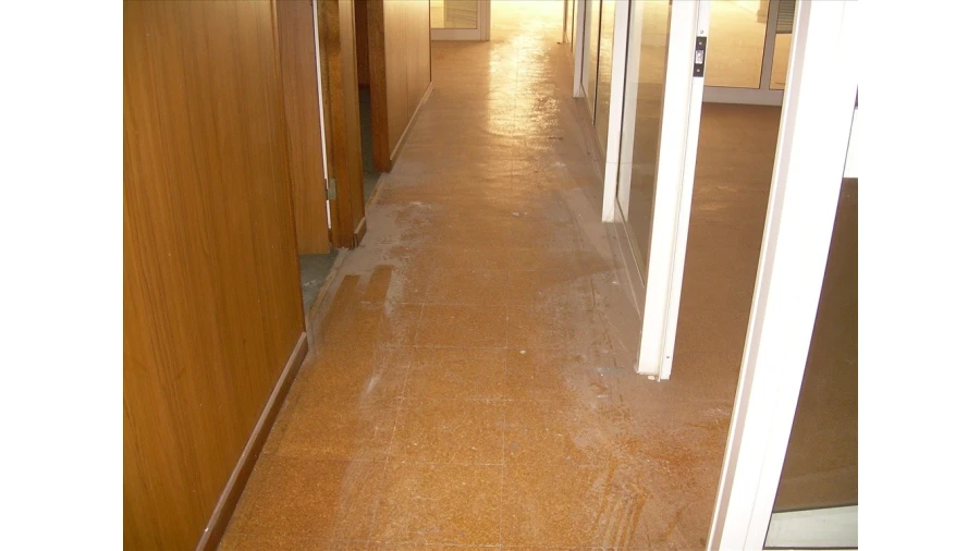 Loja para Arrendamento em Almada, Cova da Piedade, Pragal e Cacilhas Foto 6