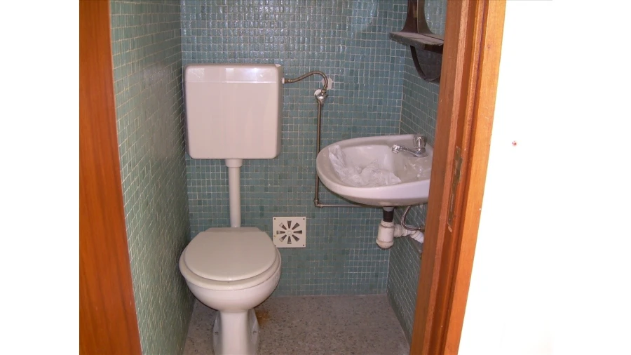 Loja para Arrendamento em Almada, Cova da Piedade, Pragal e Cacilhas Foto 9