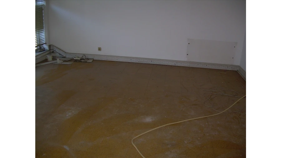 Loja para Arrendamento em Almada, Cova da Piedade, Pragal e Cacilhas Foto 3