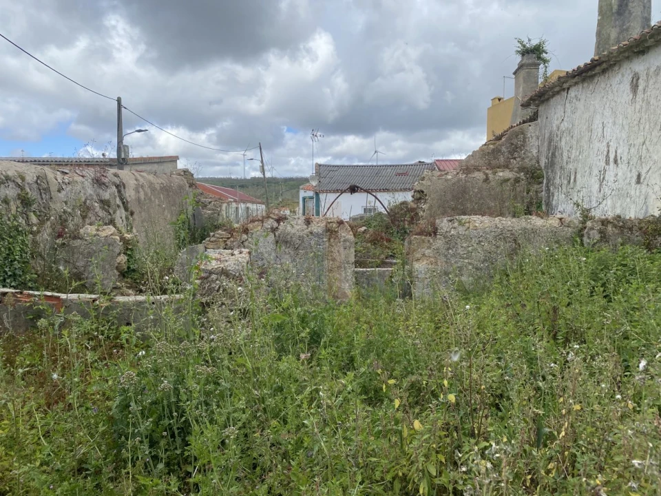 Moradia T4 para Venda em Atouguia da Baleia Foto 6