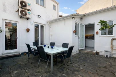 Moradia T3 para Venda em Aldoar, Foz do Douro e Nevogilde
