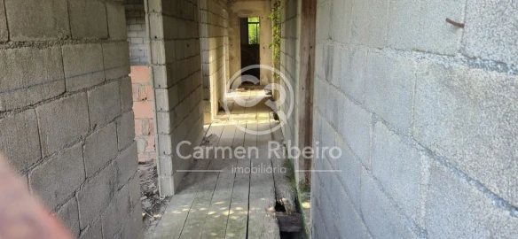 Moradia T3 para Venda em Rossas