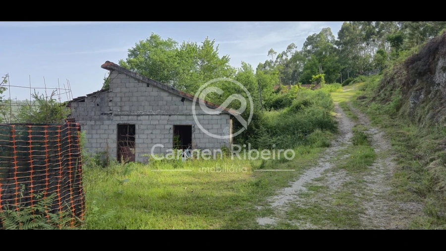 Moradia T3 para Venda em Rossas