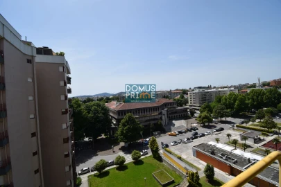 Apartamento T4 para Venda em São Vitor (Braga)