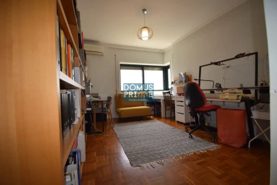 Apartamento T4 para Venda em São Vitor (Braga)