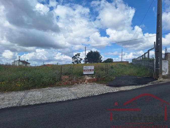 Moradia T2 para Venda em Lamas e Cercal Foto 18