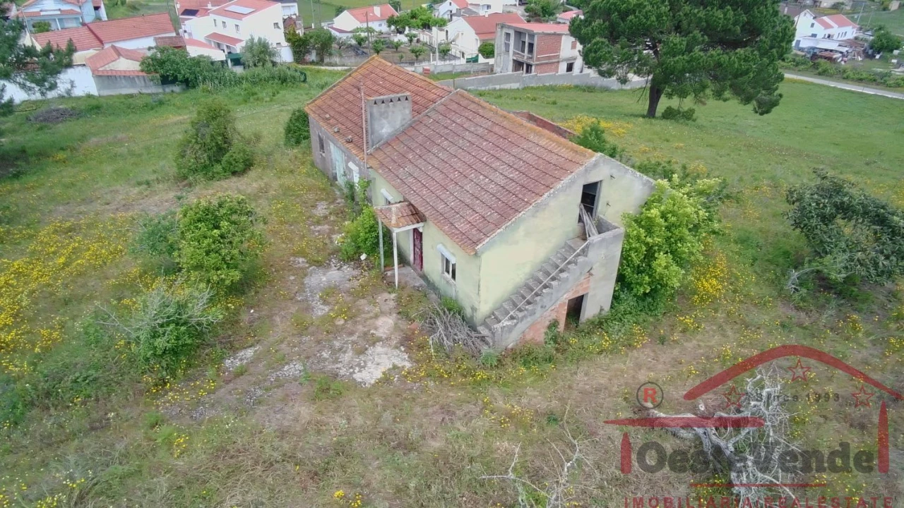 Moradia T2 para Venda em Lamas e Cercal Foto 2