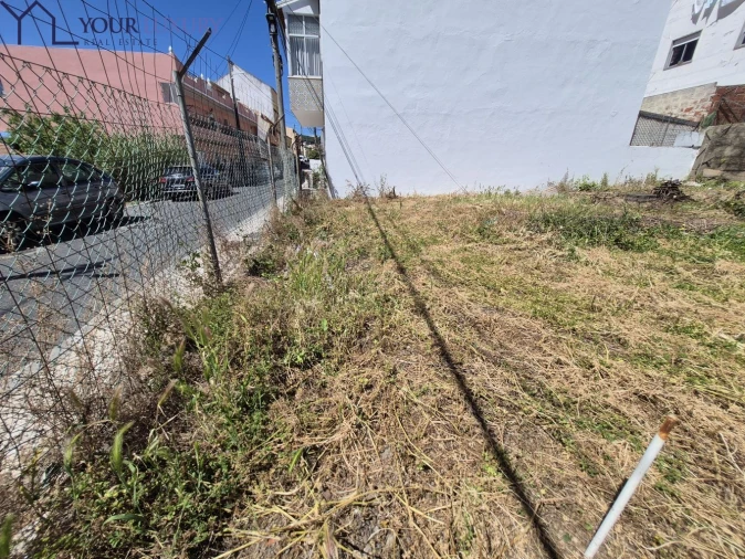 Terreno para Venda em Pontinha e Famões Foto 2