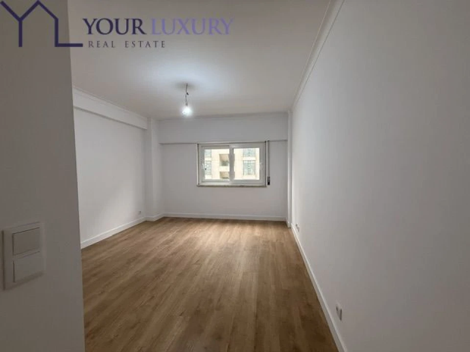 Apartamento T3 para Venda em São Domingos de Benfica Foto 19