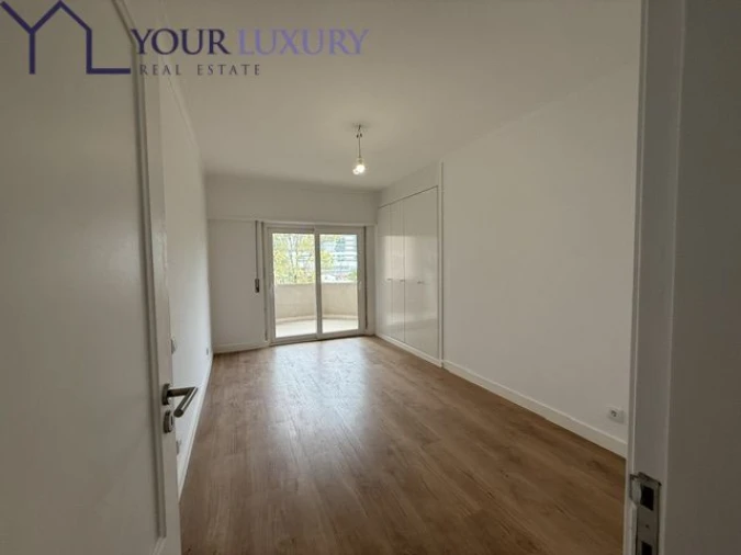 Apartamento T3 para Venda em São Domingos de Benfica Foto 17