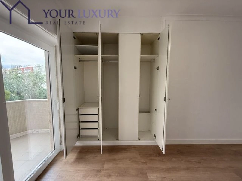 Apartamento T3 para Venda em São Domingos de Benfica Foto 14