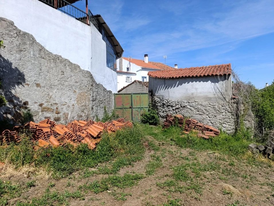 Moradia T4 para Venda em Três Povos Planta 4