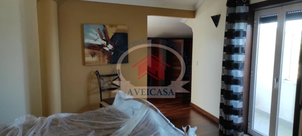 Apartamento T3 para Venda em Glória e Vera Cruz