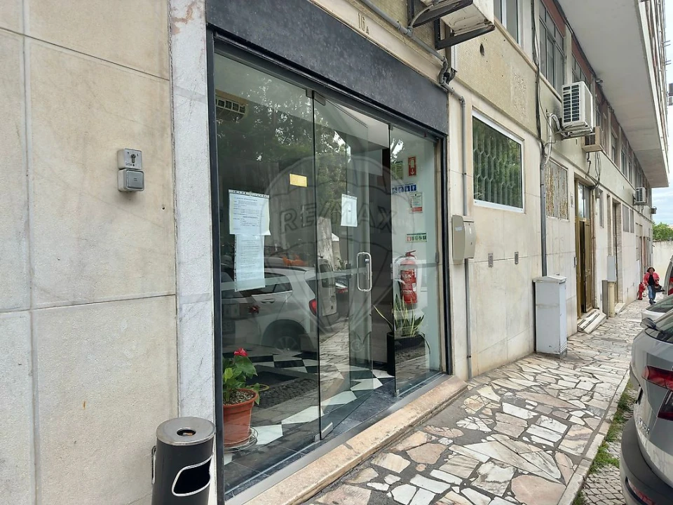 Armazém para Arrendamento em Benfica Foto 19