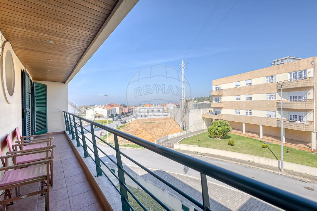 Moradia T4 para Venda em Gulpilhares e Valadares Foto 17