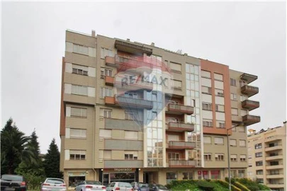 Apartamento T2 para Arrendamento em Santa Marinha e São Pedro da Afurada