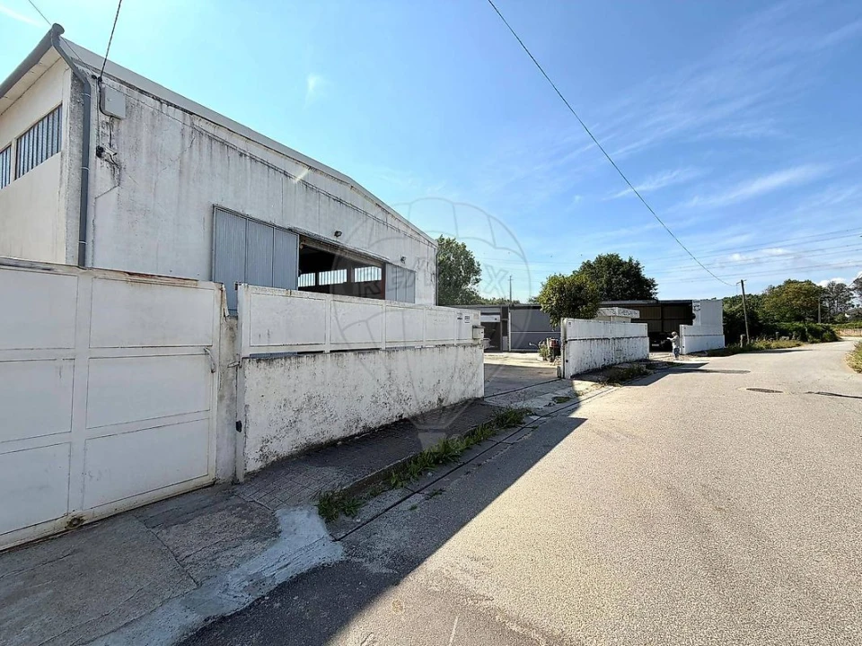 Armazém para Venda em Melres e Medas Foto 12