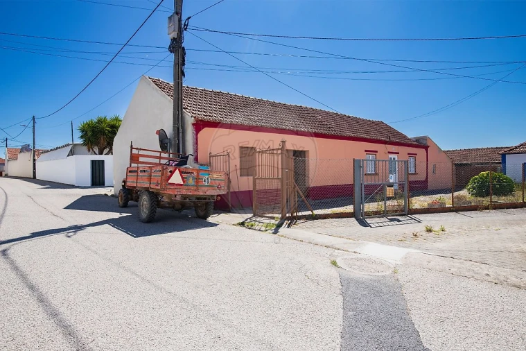 Moradia T2 para Venda em Campelos e Outeiro da Cabeça Foto 6