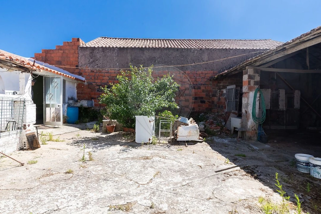 Moradia T2 para Venda em Campelos e Outeiro da Cabeça Foto 23